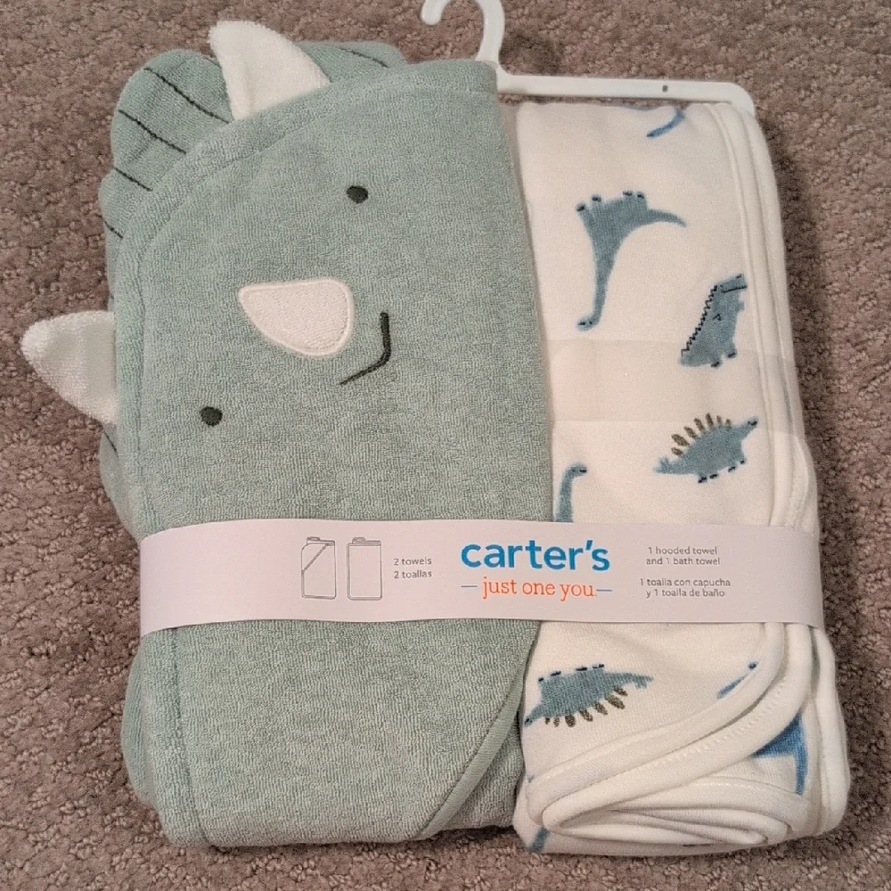 Carter's Dinosaur Hooded Towel and Washcloth Set NWT